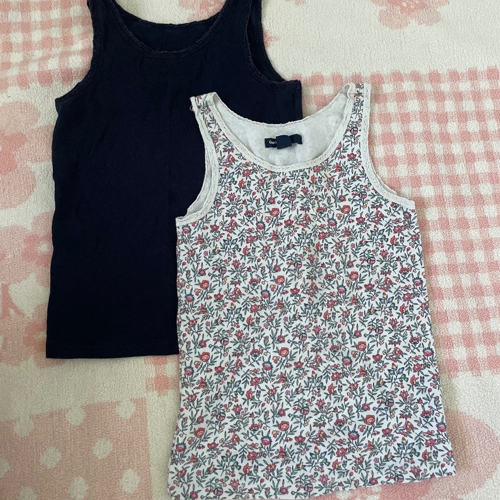 Gap 2-Pack Girl’s Tank Top Lace Detailing Kids Size 8